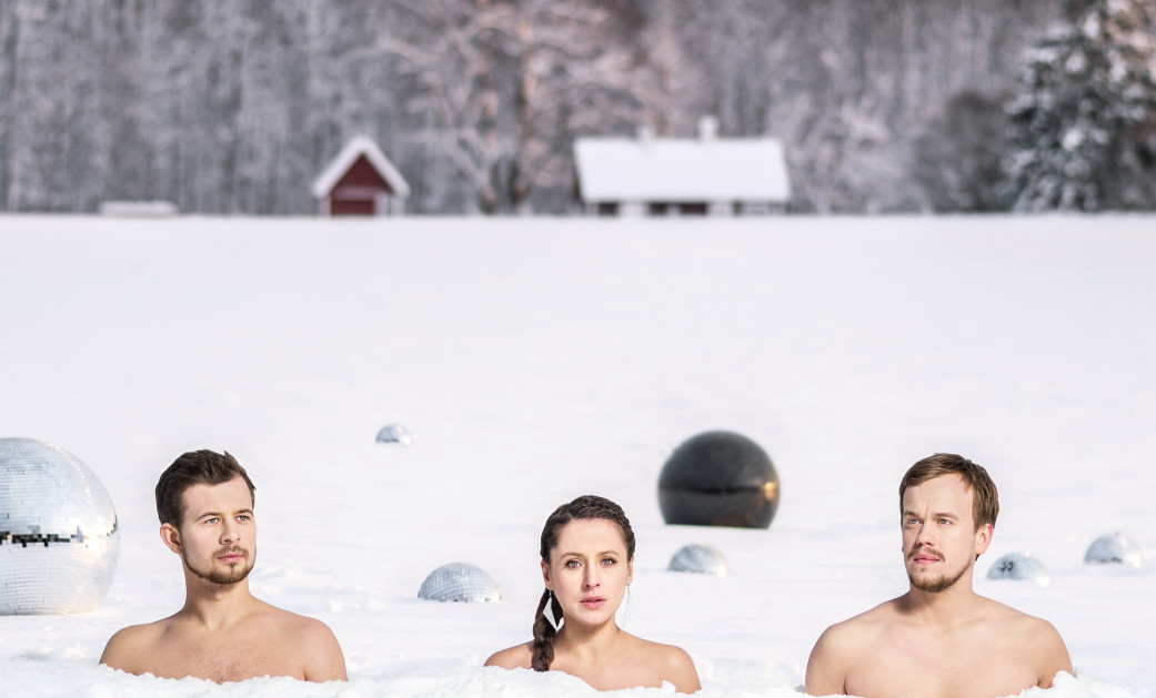 10. Cover winter picture